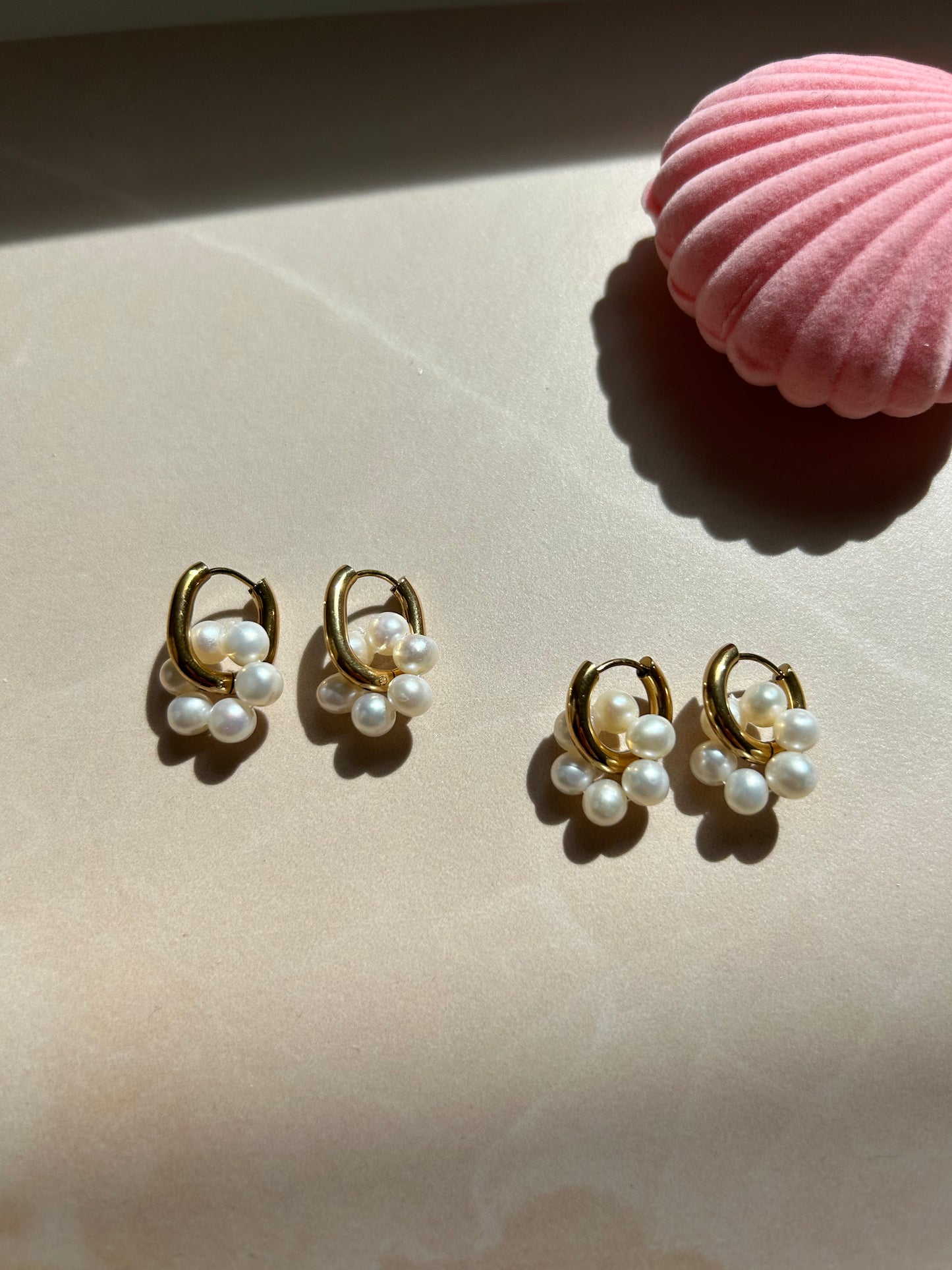 ANNA Pearl Hoops